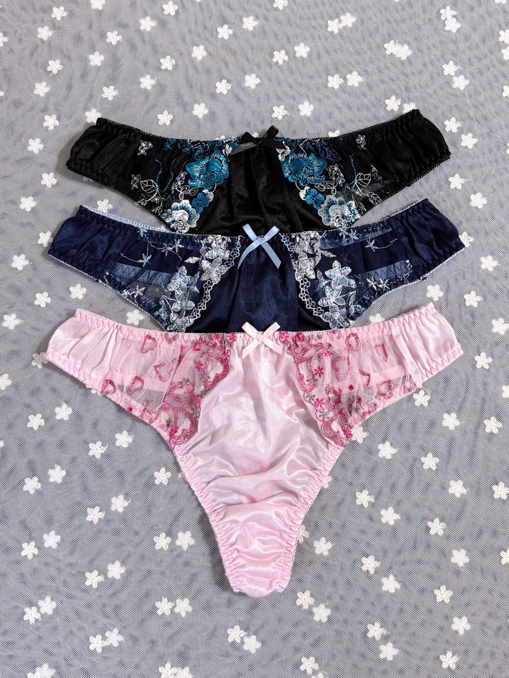 Set Of 3! US-M/JP-3L Japanese Embroidery Silky Smooth Nylon Thong Panties